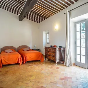 Hébergement de vacances Stunning Panoramic Views And Heated Pool In Roussillon, Roussillon en Isere